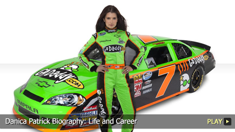 Danica Patrick Biography: Life and Career of the IndyCar and NASCAR Driver